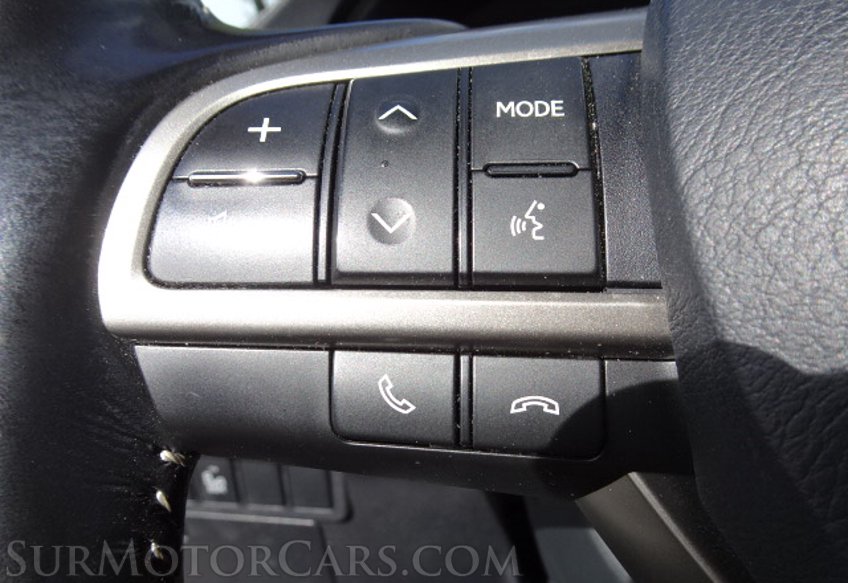 2017 Lexus ES - Image 44