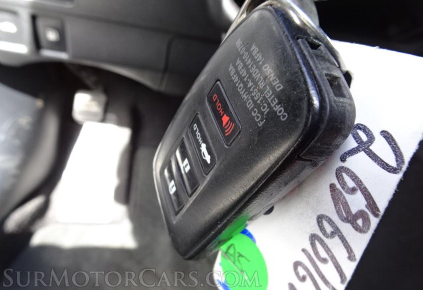 2017 Lexus ES - Image 47