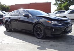 2017 Lexus ES - Image 3