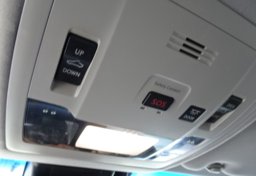 2017 Lexus ES - Image 48