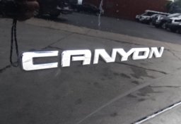 2016 GMC Canyon - Image 19