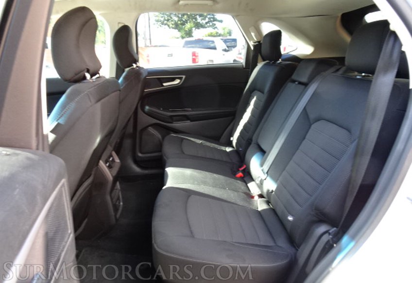 2017 Ford Edge - Image 30