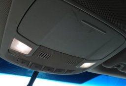 2017 Ford Edge - Image 44