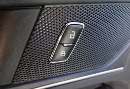 2017 Ford Edge - Image 46