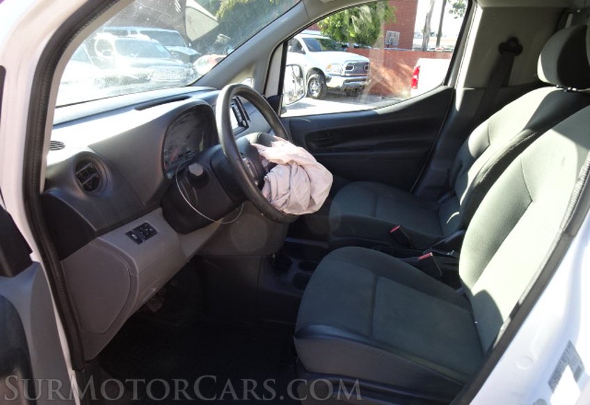 2015 Nissan NV200 - Image 26