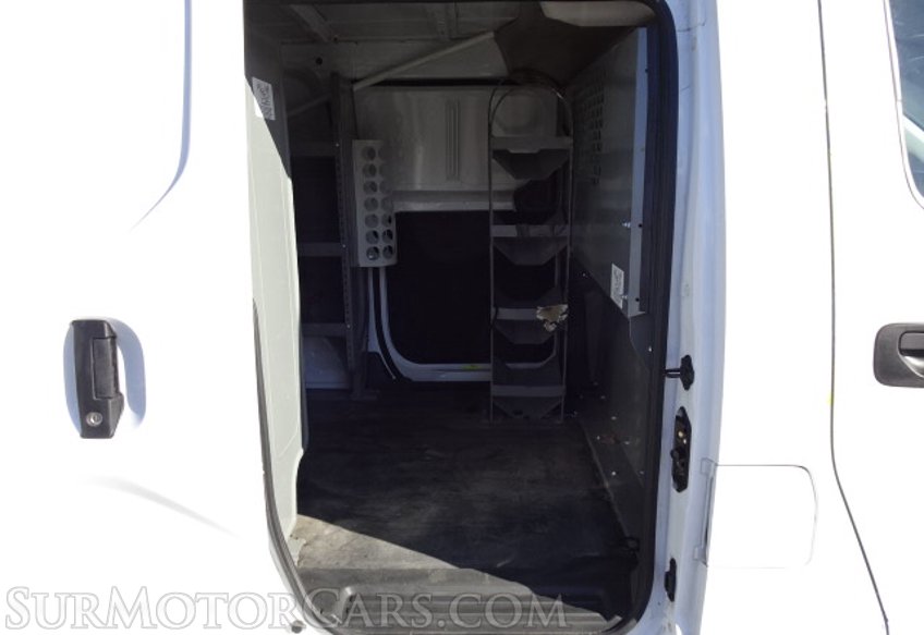 2015 Nissan NV200 - Image 27