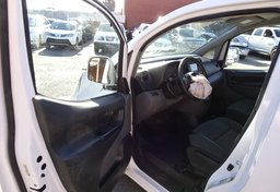 2015 Nissan NV200 - Image 22