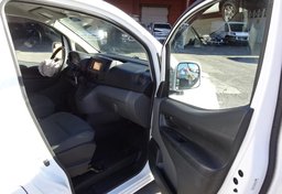 2015 Nissan NV200 - Image 21