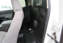 2016 Chevrolet Colorado - Image 30