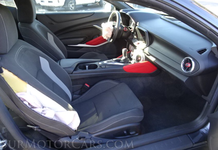 2016 Chevrolet Camaro - Image 26