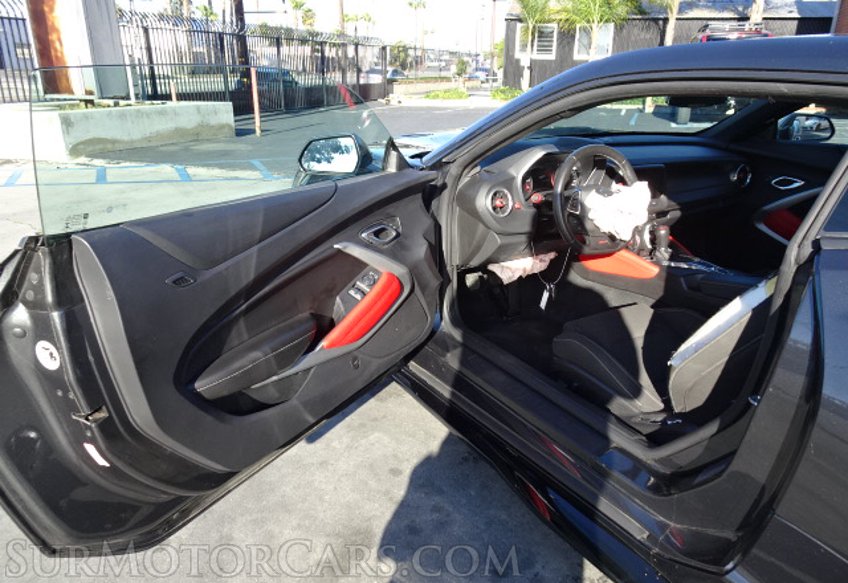 2016 Chevrolet Camaro - Image 21