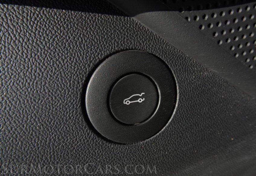 2016 Chevrolet Camaro - Image 35