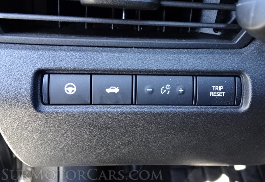 2019 Nissan Altima - Image 35