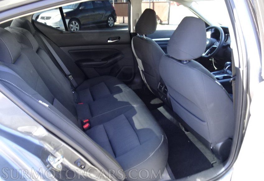 2019 Nissan Altima - Image 39