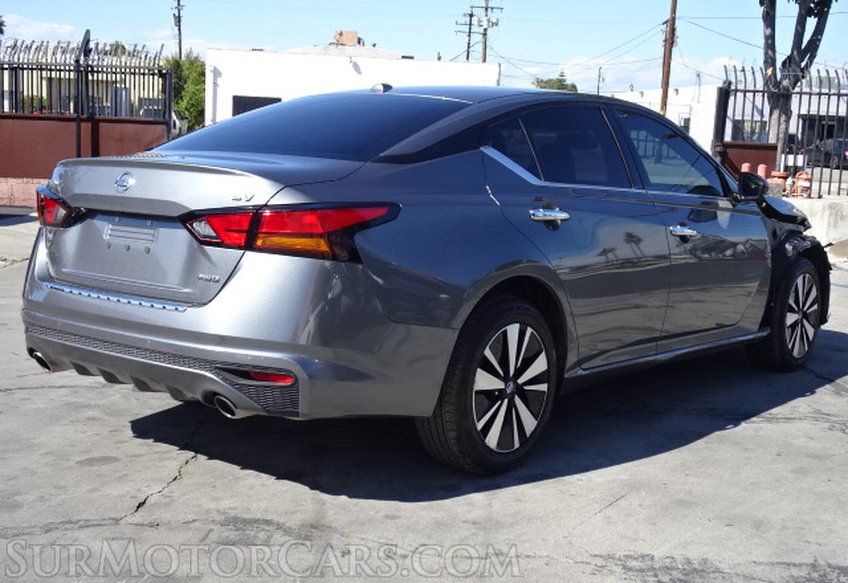 2019 Nissan Altima - Image 48