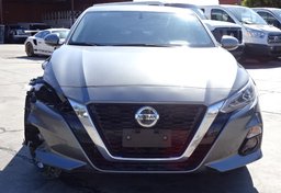 2019 Nissan Altima - Image 6