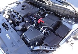 2019 Nissan Altima - Image 22