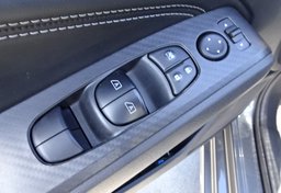 2019 Nissan Altima - Image 38