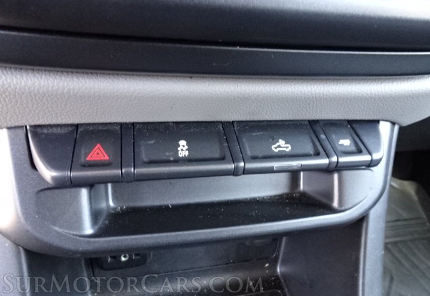 2019 Chevrolet Colorado - Image 38