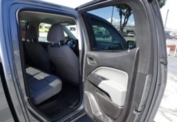 2019 Chevrolet Colorado - Image 28