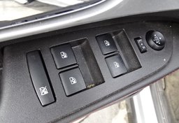 2015 Chevrolet Equinox - Image 42