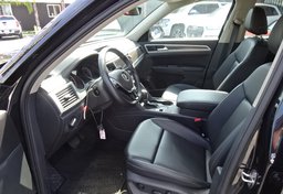 2018 Volkswagen Atlas - Image 51