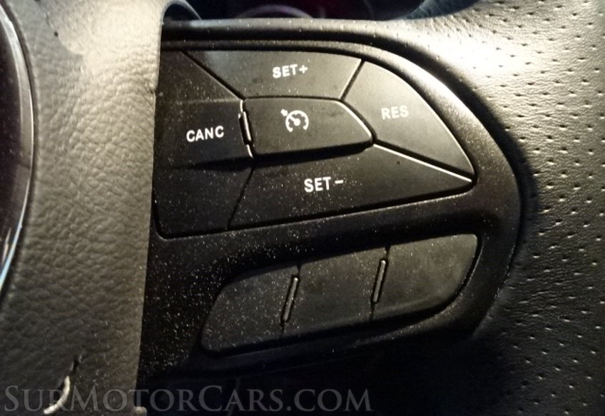 2020 Dodge Challenger - Image 32