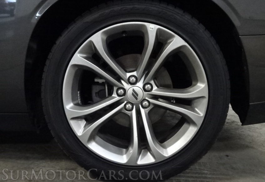 2020 Dodge Challenger - Image 10