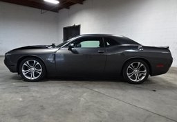 2020 Dodge Challenger - Image 5