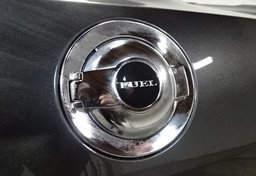 2020 Dodge Challenger - Image 12