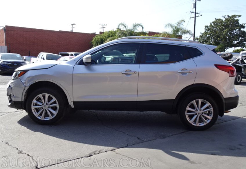 2017 Nissan Rogue Sport - Image 6