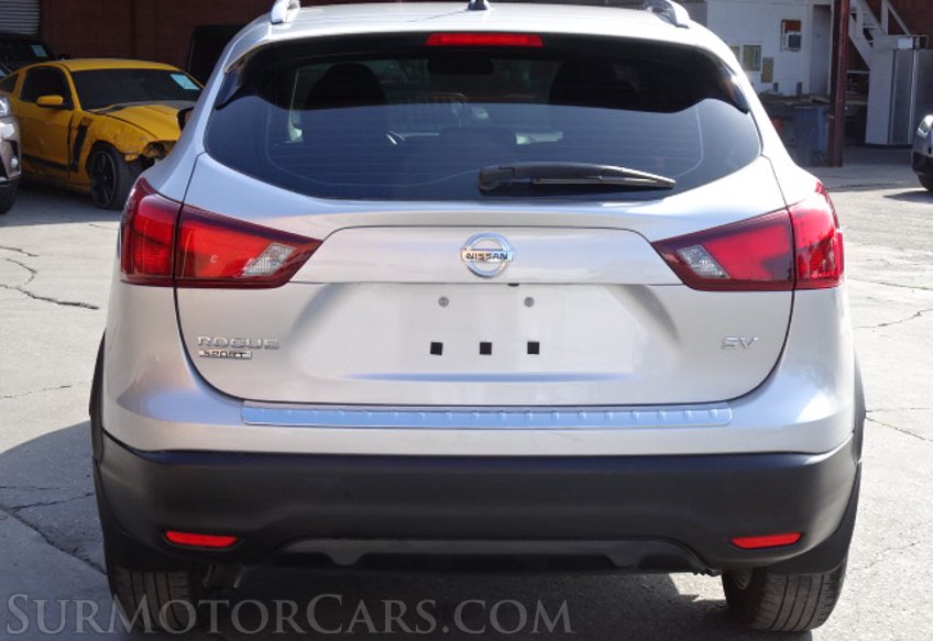 2017 Nissan Rogue Sport - Image 11