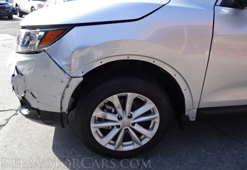 2017 Nissan Rogue Sport - Image 15