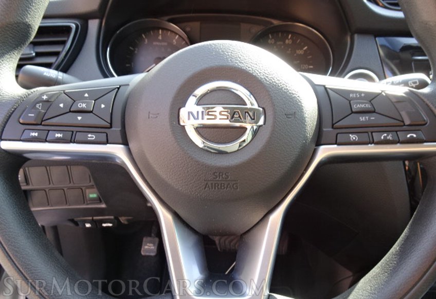 2017 Nissan Rogue Sport - Image 39