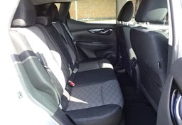 2017 Nissan Rogue Sport - Image 31