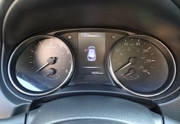 2017 Nissan Rogue Sport - Image 35