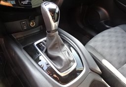 2017 Nissan Rogue Sport - Image 38