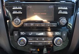 2017 Nissan Rogue Sport - Image 37