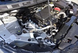 2017 Nissan Rogue Sport - Image 53