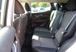 2017 Nissan Rogue Sport - Image 30