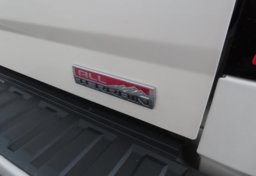 2014 GMC Sierra 1500 - Image 20
