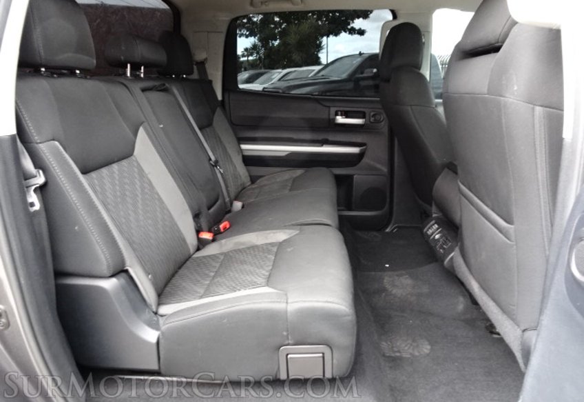 2015 Toyota Tundra - Image 35