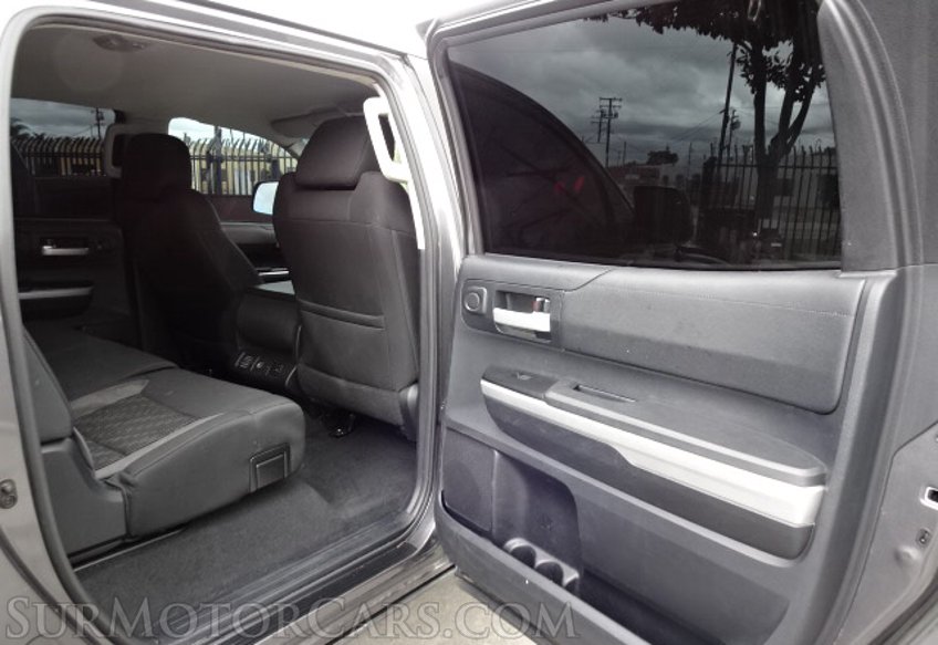 2015 Toyota Tundra - Image 29