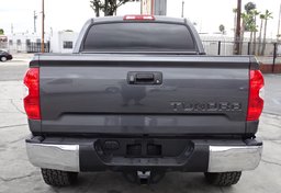 2015 Toyota Tundra - Image 12