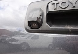 2015 Toyota Tundra - Image 22