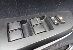 2015 Toyota Tundra - Image 40