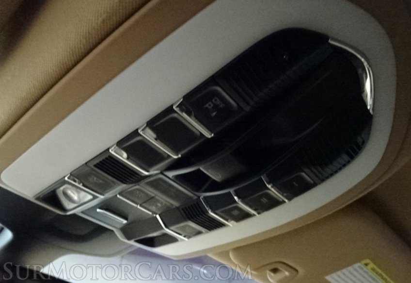 2013 Porsche Panamera - Image 46