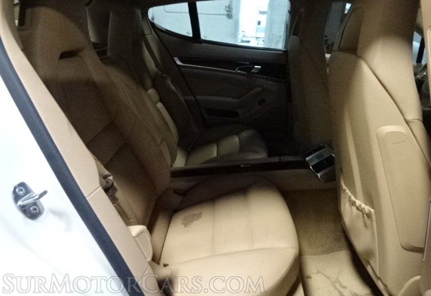 2013 Porsche Panamera - Image 31