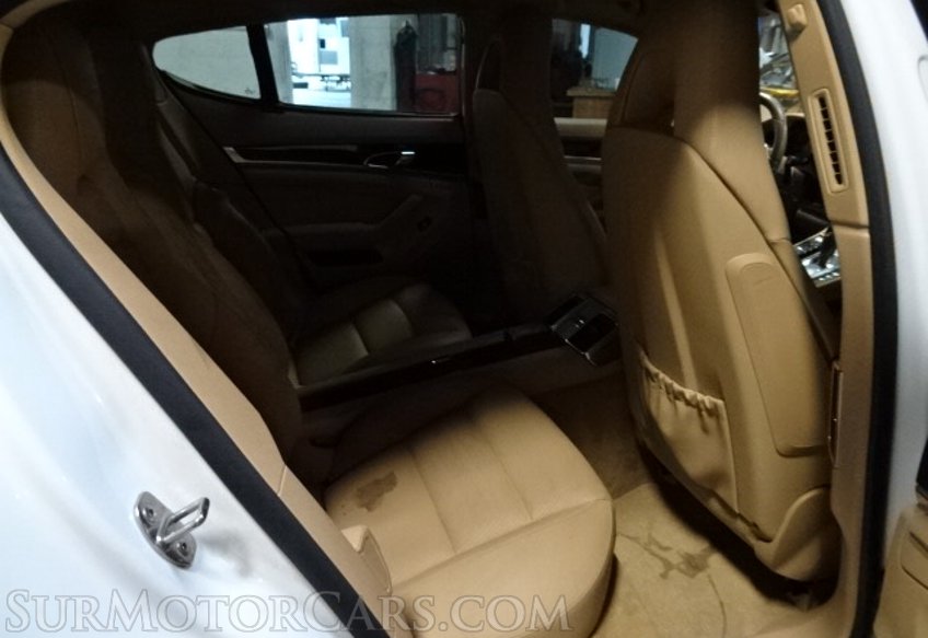 2013 Porsche Panamera - Image 33