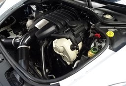 2013 Porsche Panamera - Image 53